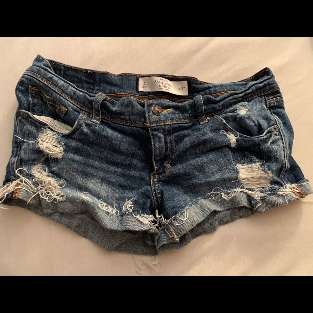 Abercrombie and Fitch Jean shorts size 27/ size4